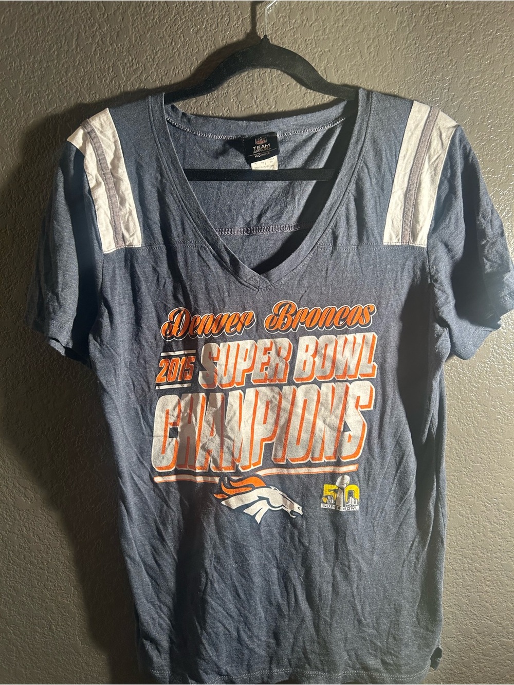 Denver Broncos Women's Navy 2016 Super Bowl Champions V-Neck Tee